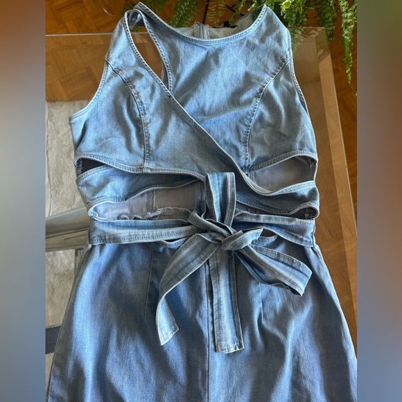 Fashion Nova cool cutout Denim Jumpsuit, tags still on, never been worn. - Picture 7 of 7